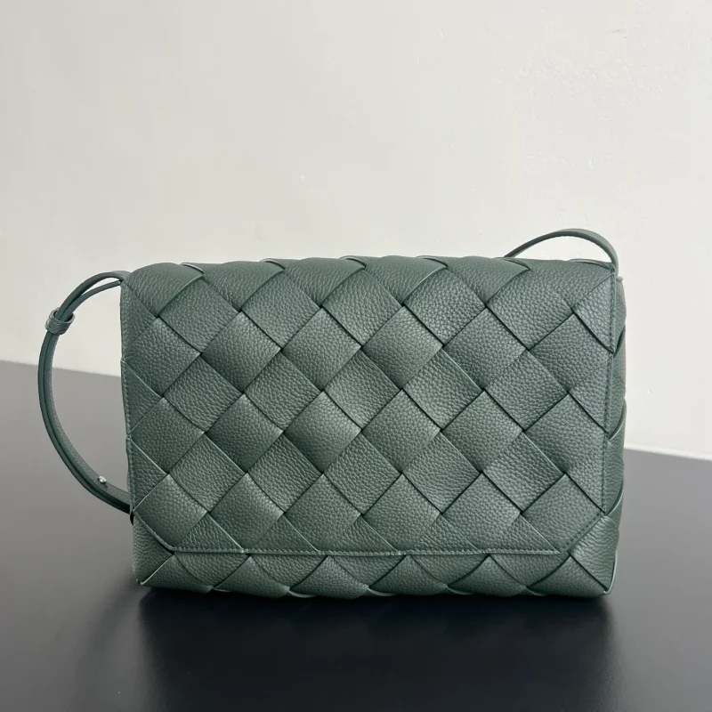 Bv Diago crossbody bag, green