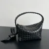 Easy Hobo Black Dimensions: 22x13x9.5 cm