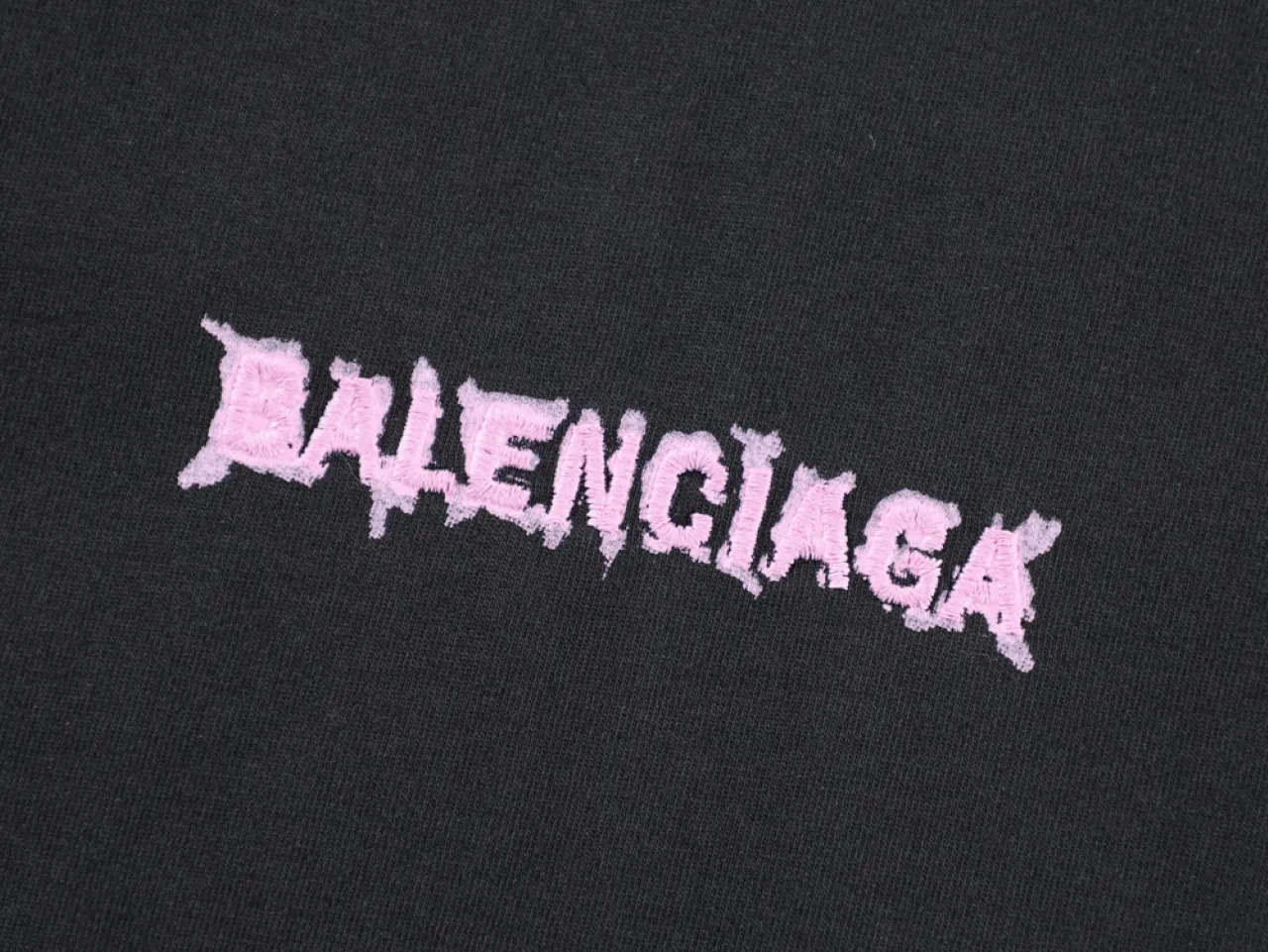 Gothic Logo Print Cotton T-Shirt - Logo