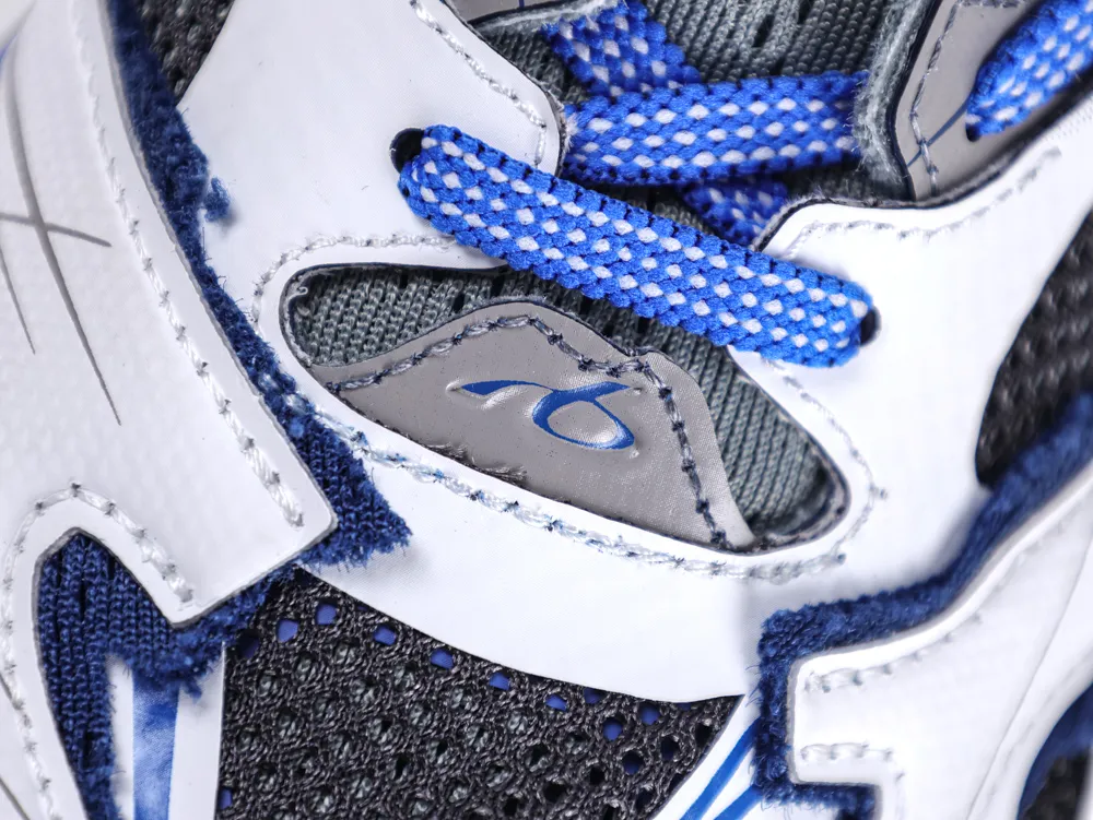 Jet Sneaker White Blue Black - Mesh Details
