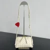 New Bottega Veneta Concert Pouch bag. Dimensions: 18.5*11.5*8.5 cm1