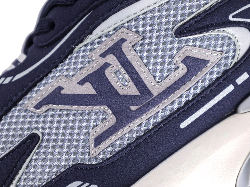 Runner Tatic Sneaker Navy Blue Grey - Side View with Logo
