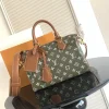 Speedy P9 Bandoulière, Army Green. Dimensions: 25.0 x 15.0 x 15.0 cm (Length x Height x Width)