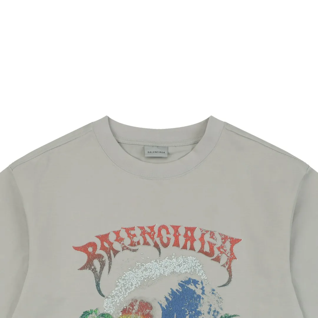 Sunset Wave Graphic Oversized T-Shirt - Neckline