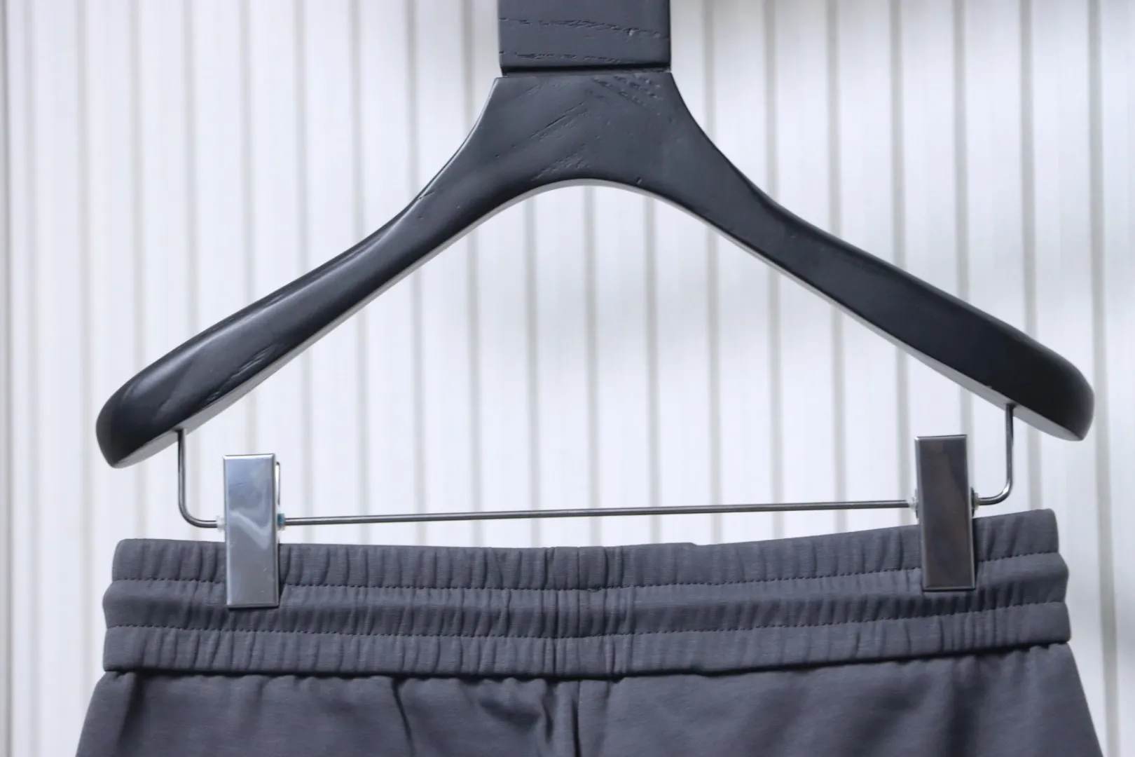 Utility Pocket Jogger Pants - Rear waistline
