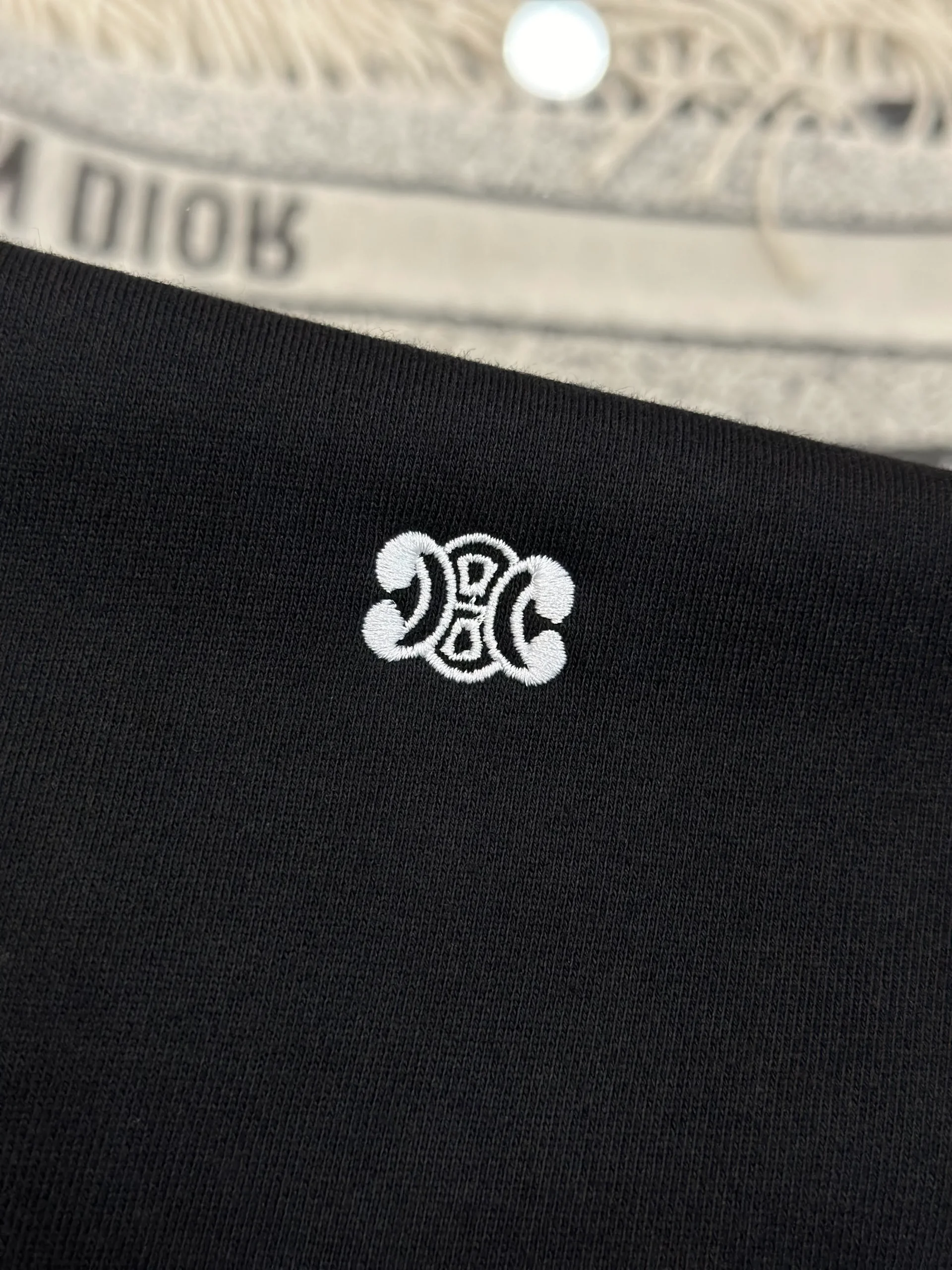 Arc de Triomphe Embroidered Crew Neck Sweatshirt - Brand Logo