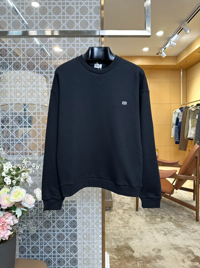 Arc de Triomphe Embroidered Crew Neck Sweatshirt