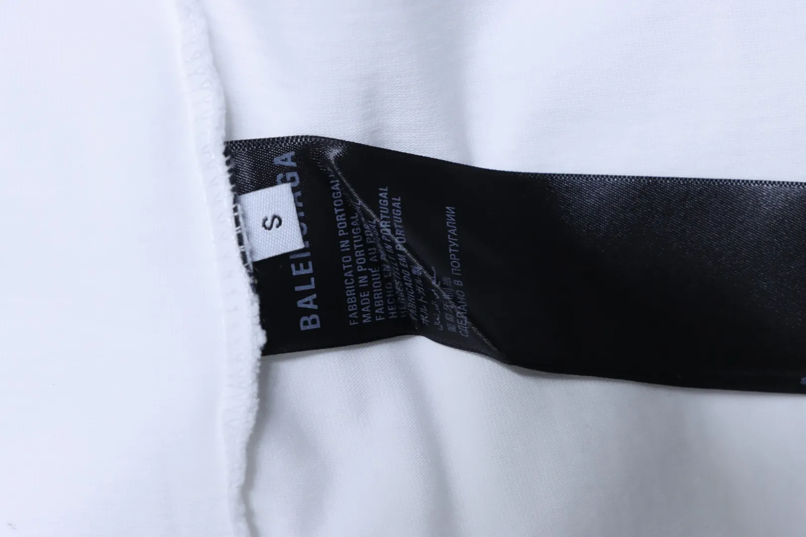 Balenciaga Circular Letter Print Distressed T-Shirt - Care Label