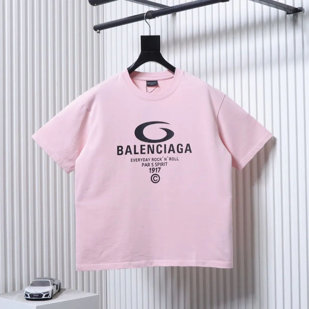 Balenciaga Circular Letter Print Distressed T-Shirt - Front View Pink