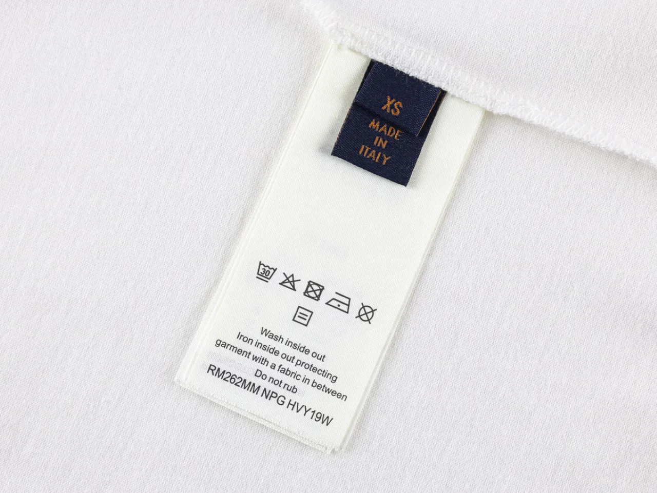 Color-Block Embroidered T-Shirt - Label