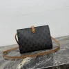 NOTE BOOK Small Print Handbag (22 x 16 x 3 cm)