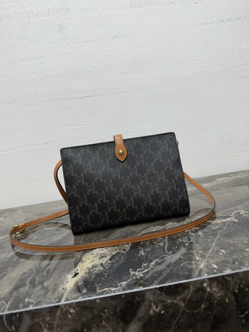 NOTE BOOK Small Print Handbag (22 x 16 x 3 cm)