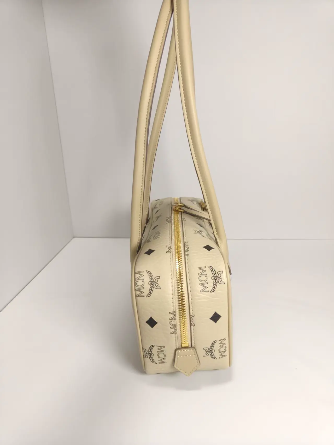 Off-white small sausage bag dimensions: 27*12cm1