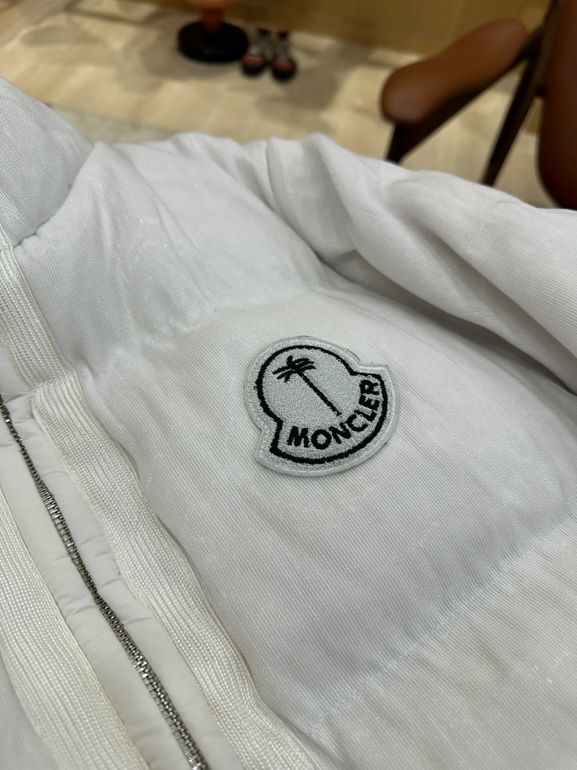 Palm Logo Stand Collar Down Jacket - Brand Logo