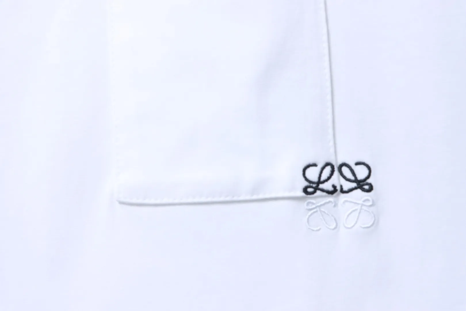 Pocket Embroidered Logo Short Sleeve T-Shirt - Logo