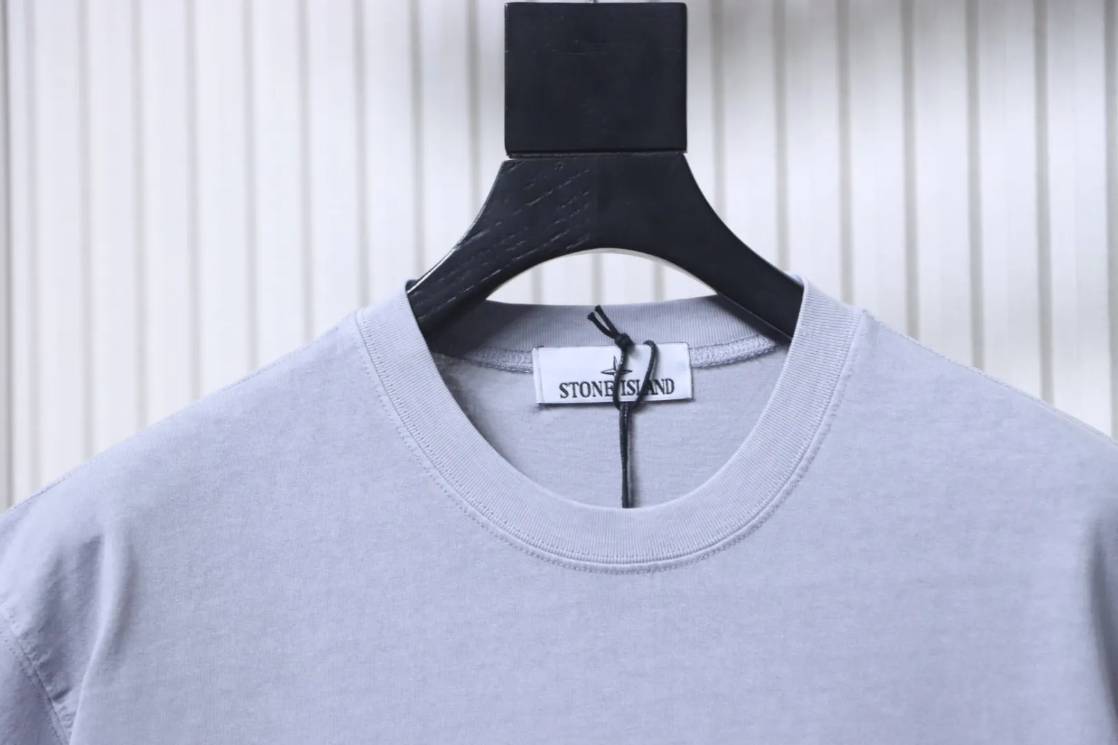 S-Island Embroidered Washed T-Shirt - Neckline