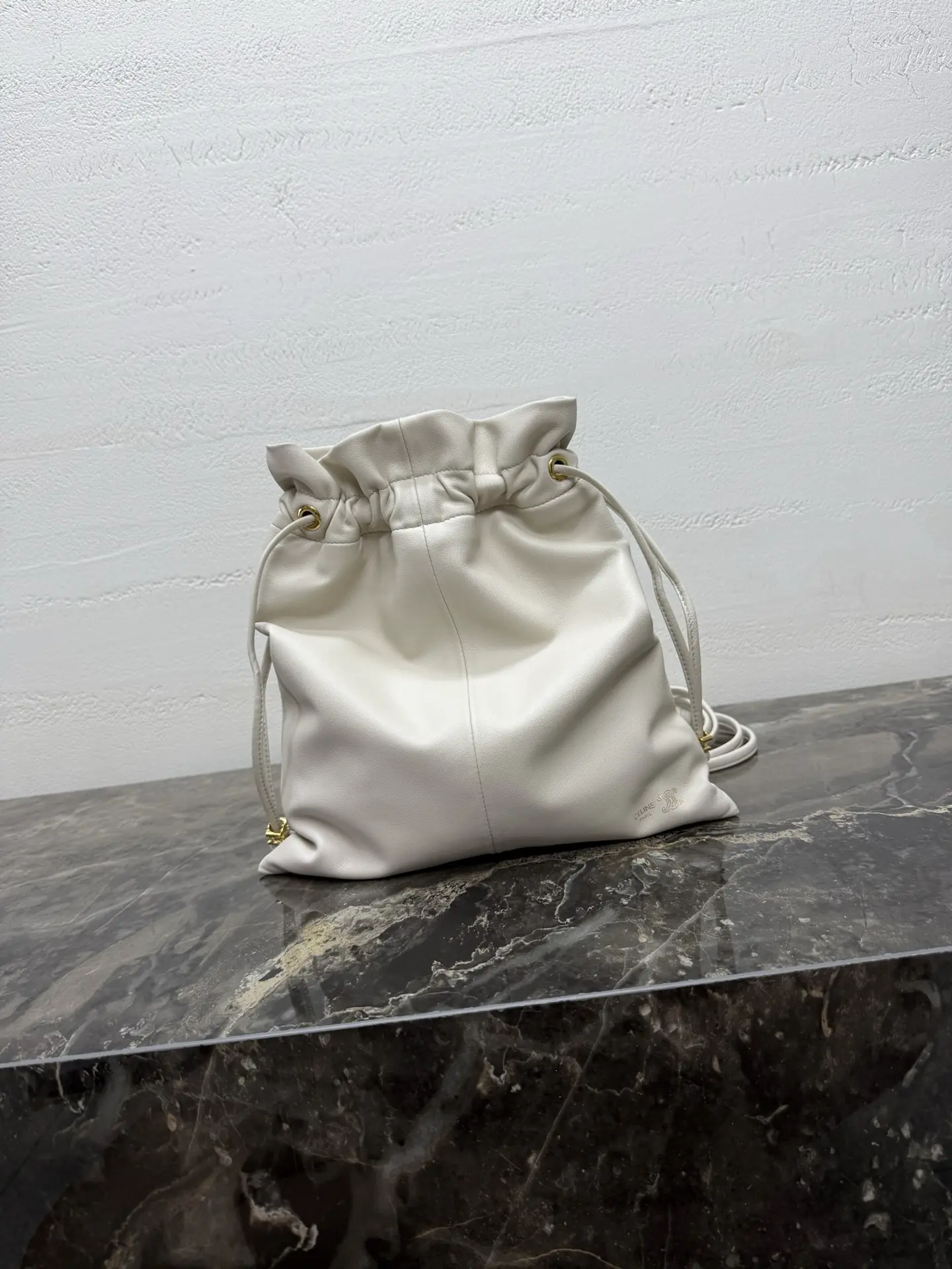 Small Crystal Pouch Handbag, Off-white. Dimensions: 29 x 32 x 0.5 cm1