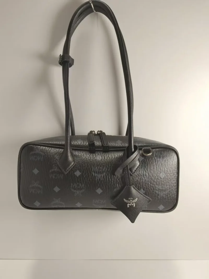 Small sausage bag, black. Dimensions: 27*12cm