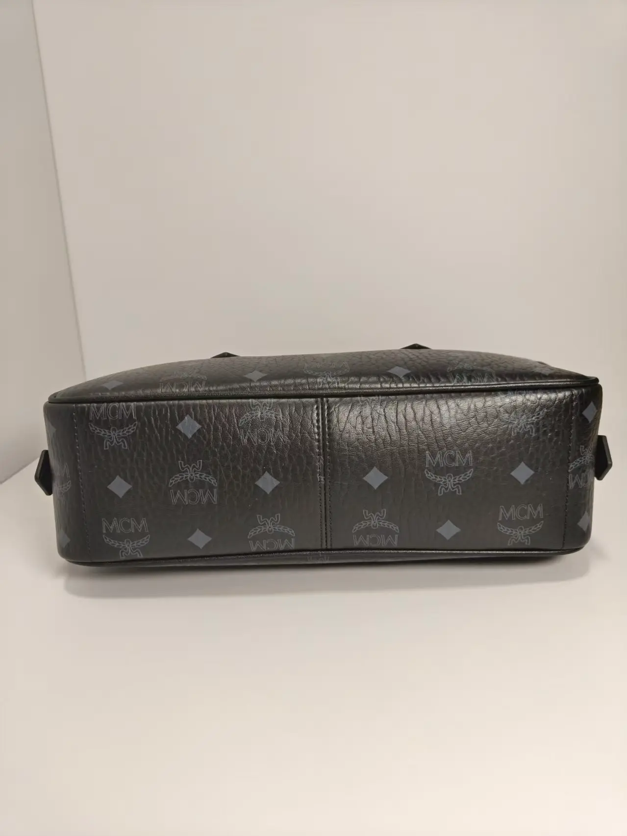 Small sausage bag, black. Dimensions: 27*12cm9